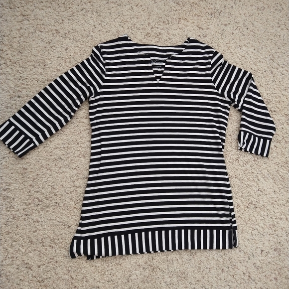 Coolibar Tops - Coolibar UPF 50 Black & White Stripe Tunic Style Top